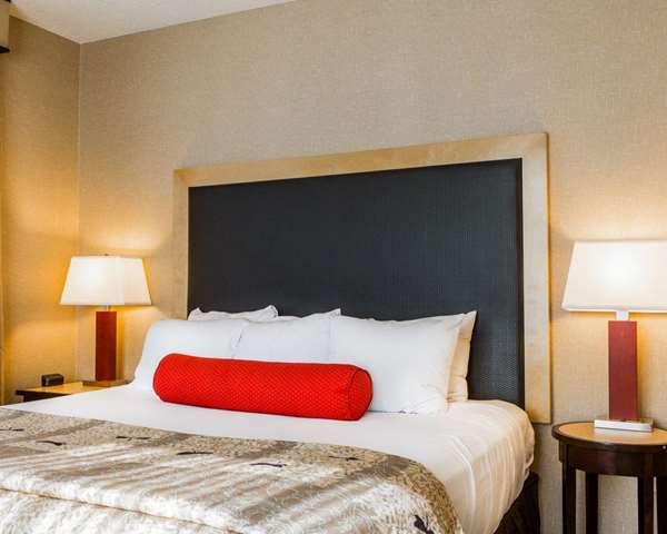  - Cambria Hotel Traverse City