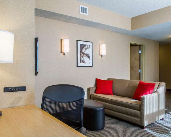  - Cambria Hotel Traverse City