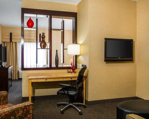  - Cambria Hotel Traverse City