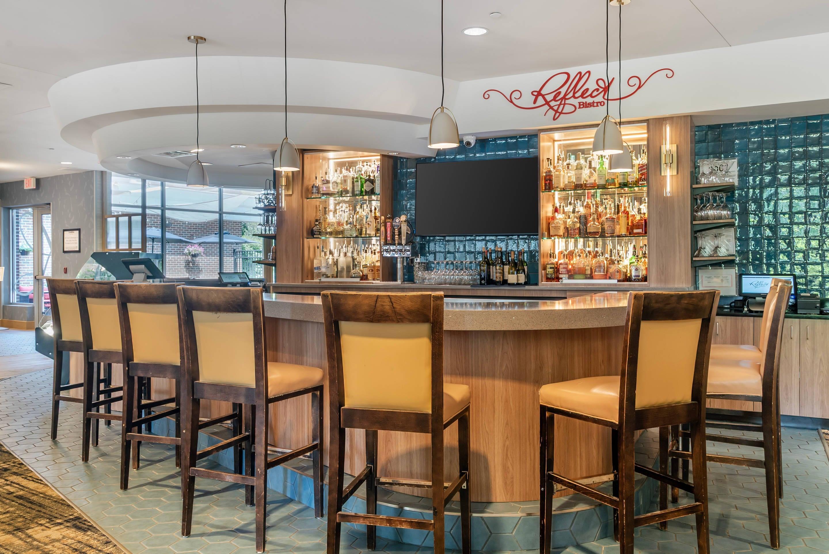 Reflect bistro | Cambria Hotel Traverse City