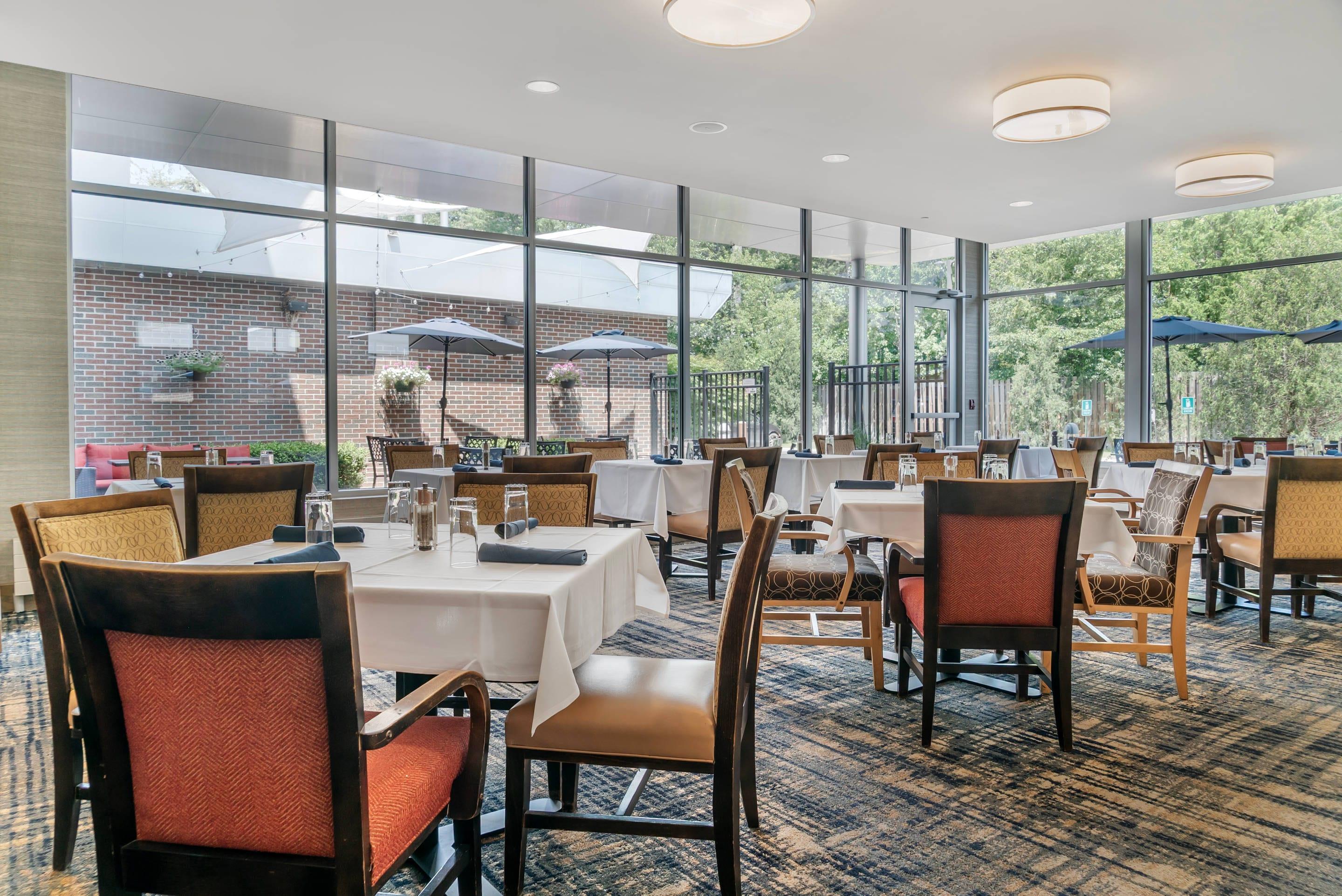 Dining room | Cambria Hotel Traverse City