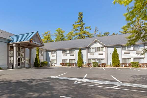 Exterior view - Comfort Inn Traverse City
