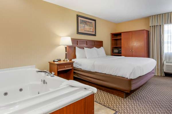  - Comfort Inn Traverse City