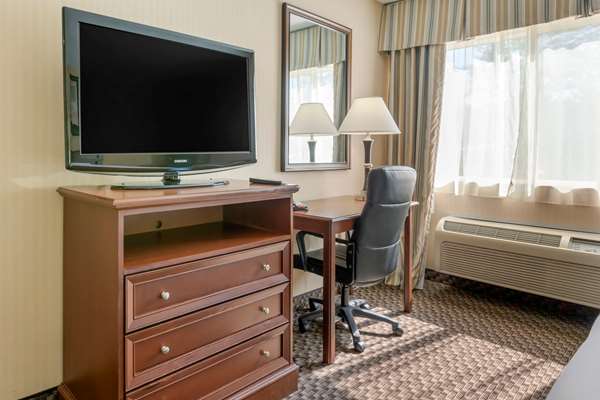  - Comfort Inn Traverse City