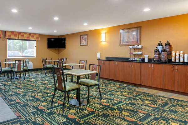 Amenities - Comfort Inn Traverse City