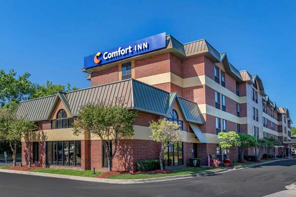 Exterior view - Comfort Inn Dearborn