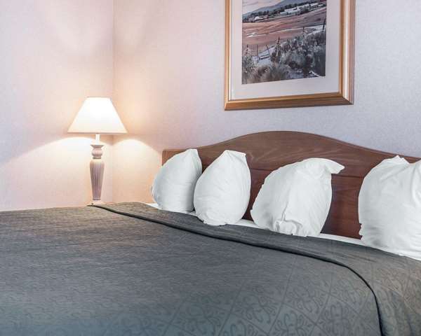 Suite - Quality Inn & Suites Monroe - I-75, Exit 15