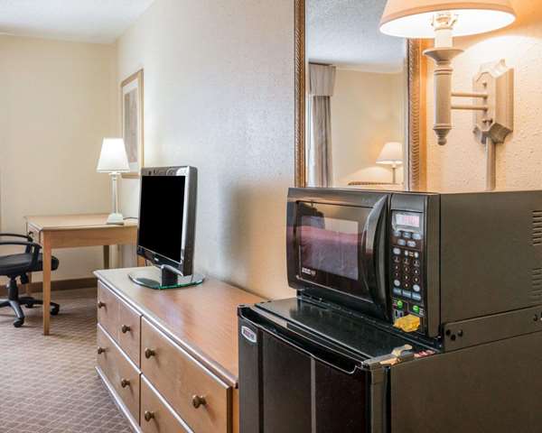  - Quality Inn & Suites Monroe - I-75, Exit 15
