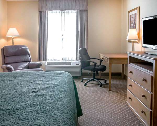  - Quality Inn & Suites Monroe - I-75, Exit 15