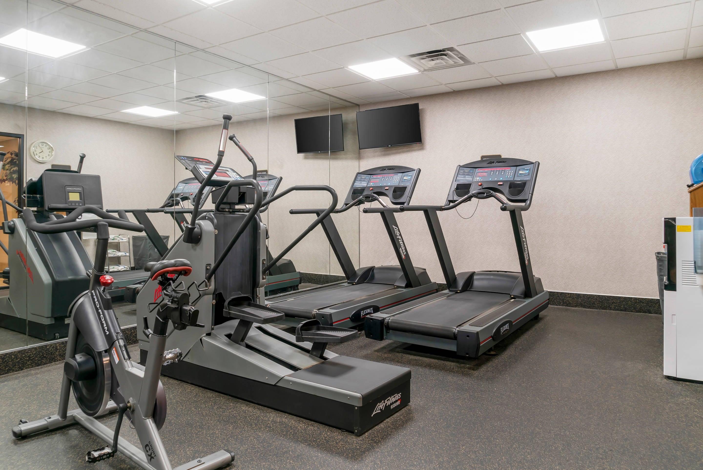 Fitness center | Quality Inn & Suites