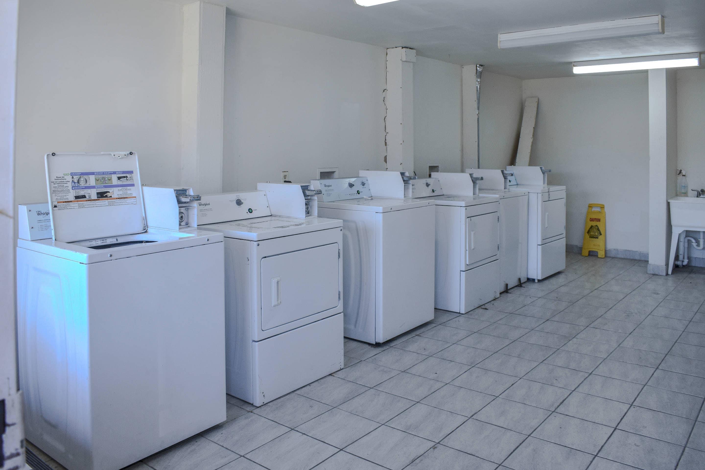 Guest laundry facilities | Rodeway Inn Auburn Hills