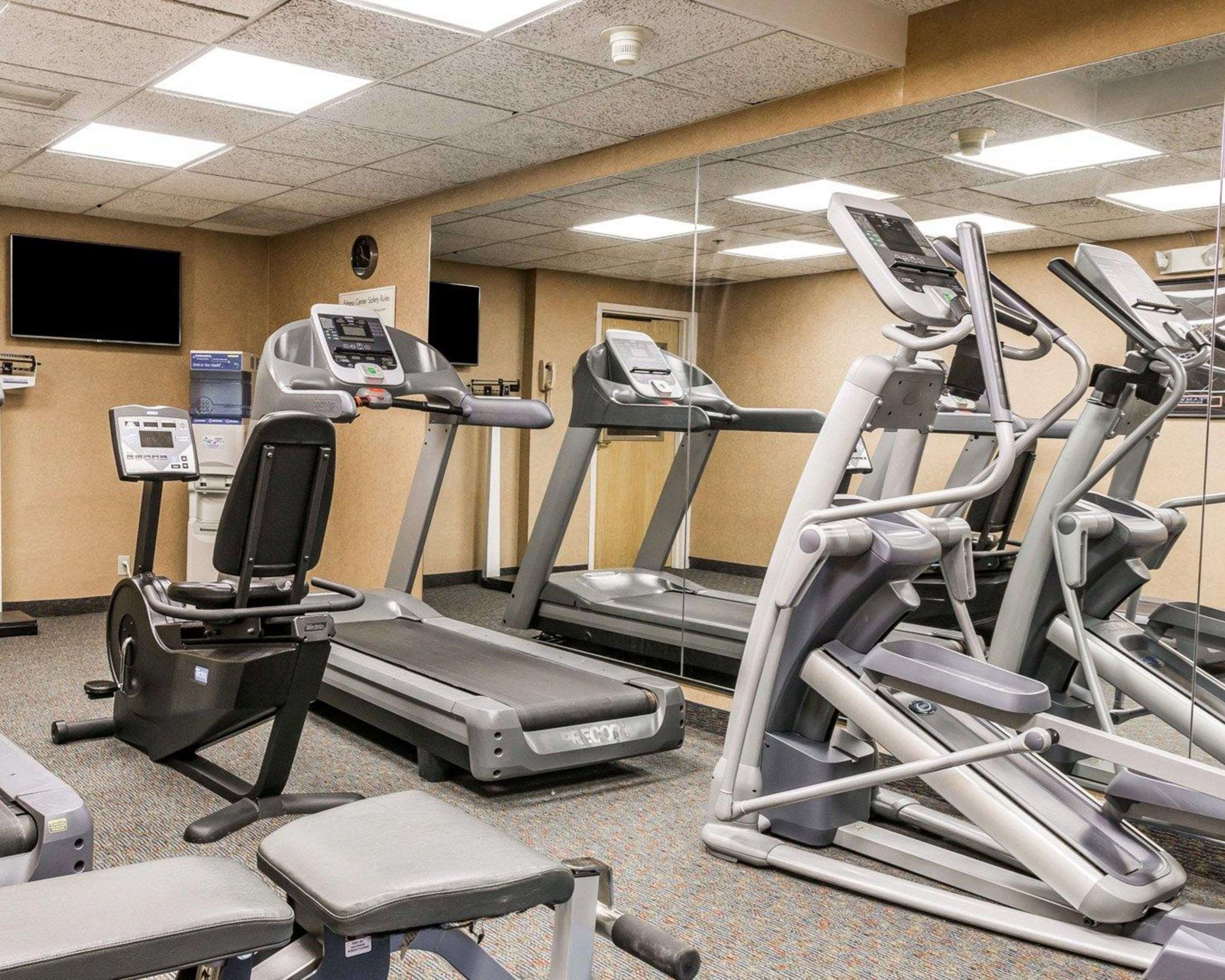Fitness center | Quality Inn