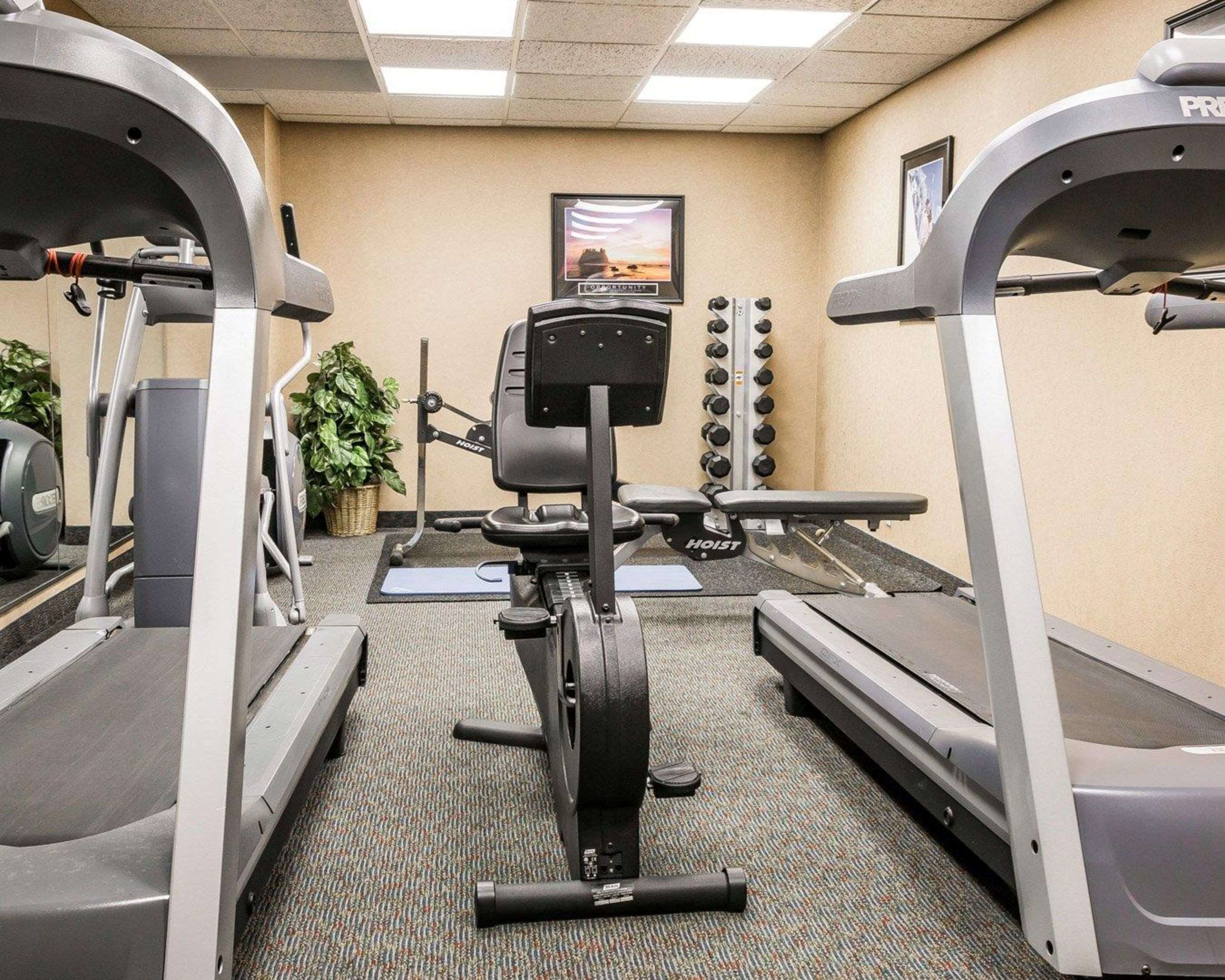 Fitness center | Quality Inn
