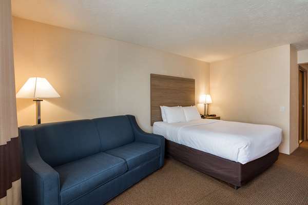  - Quality Inn Petoskey