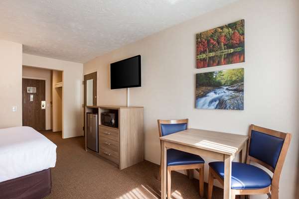  - Quality Inn Petoskey