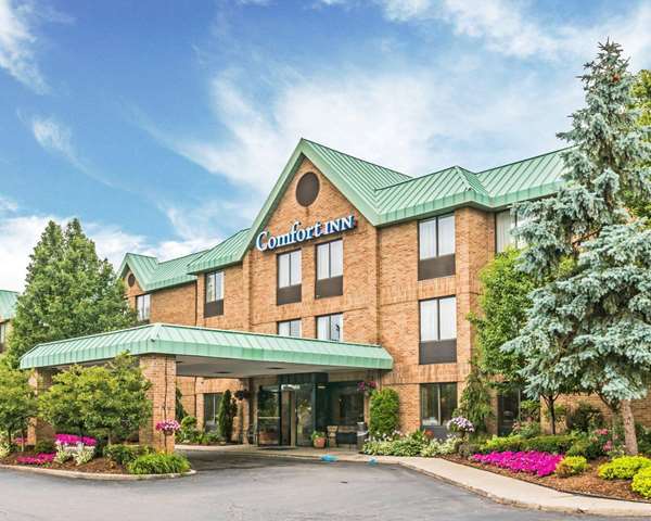 Exterior view - Comfort Inn Utica