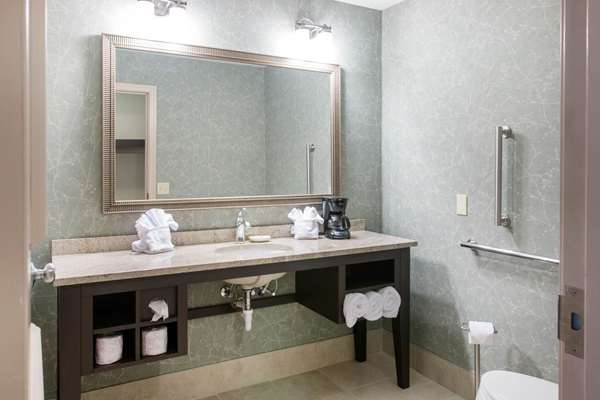  - Comfort Inn Plainwell