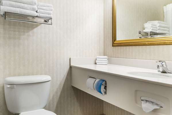  - Quality Inn Manistique