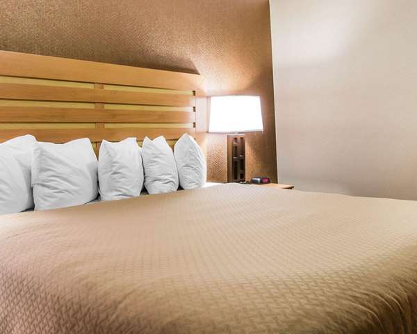 Suite - Quality Inn & Suites Warren
