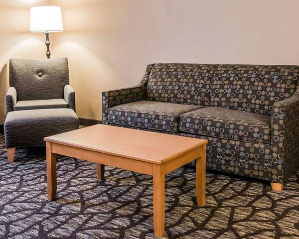 Suite - Quality Inn & Suites Warren