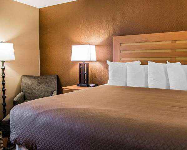  - Quality Inn & Suites Warren
