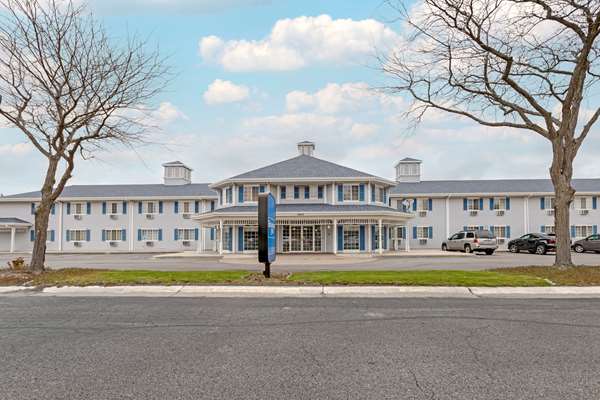 Exterior view - Rodeway Inn Grandville