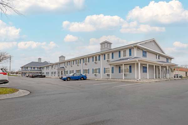 Exterior view - Rodeway Inn Grandville