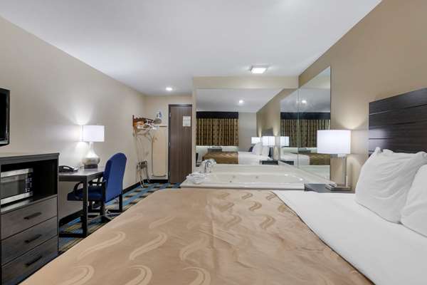  - Rodeway Inn Grandville