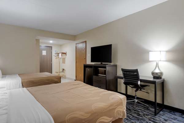  - Rodeway Inn Grandville