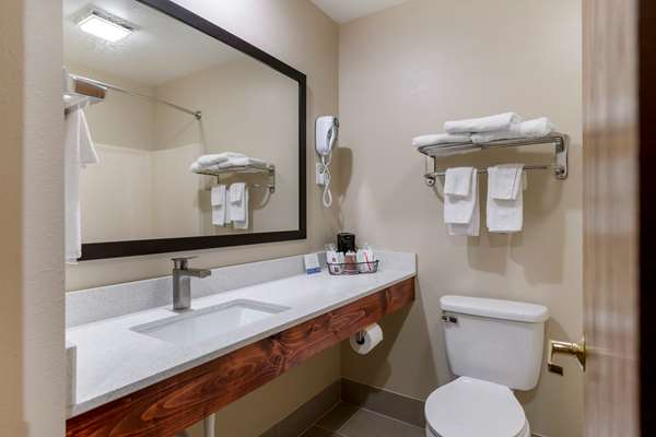  - Rodeway Inn Grandville