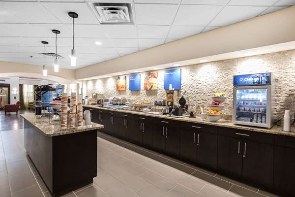 Amenities - Comfort Inn & Suites Allen Park