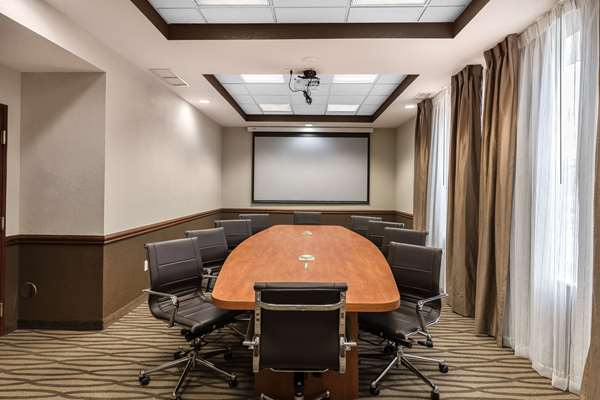  - Comfort Inn & Suites Allen Park