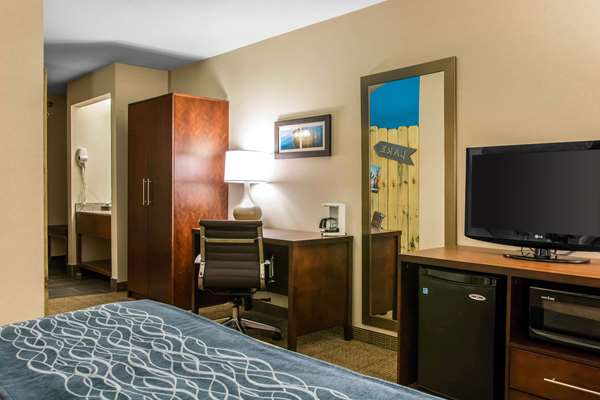  - Comfort Inn Ludington