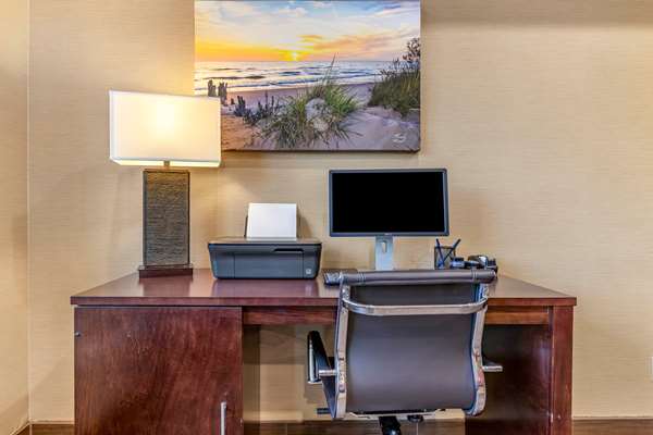 Conference Area - Comfort Inn Ludington