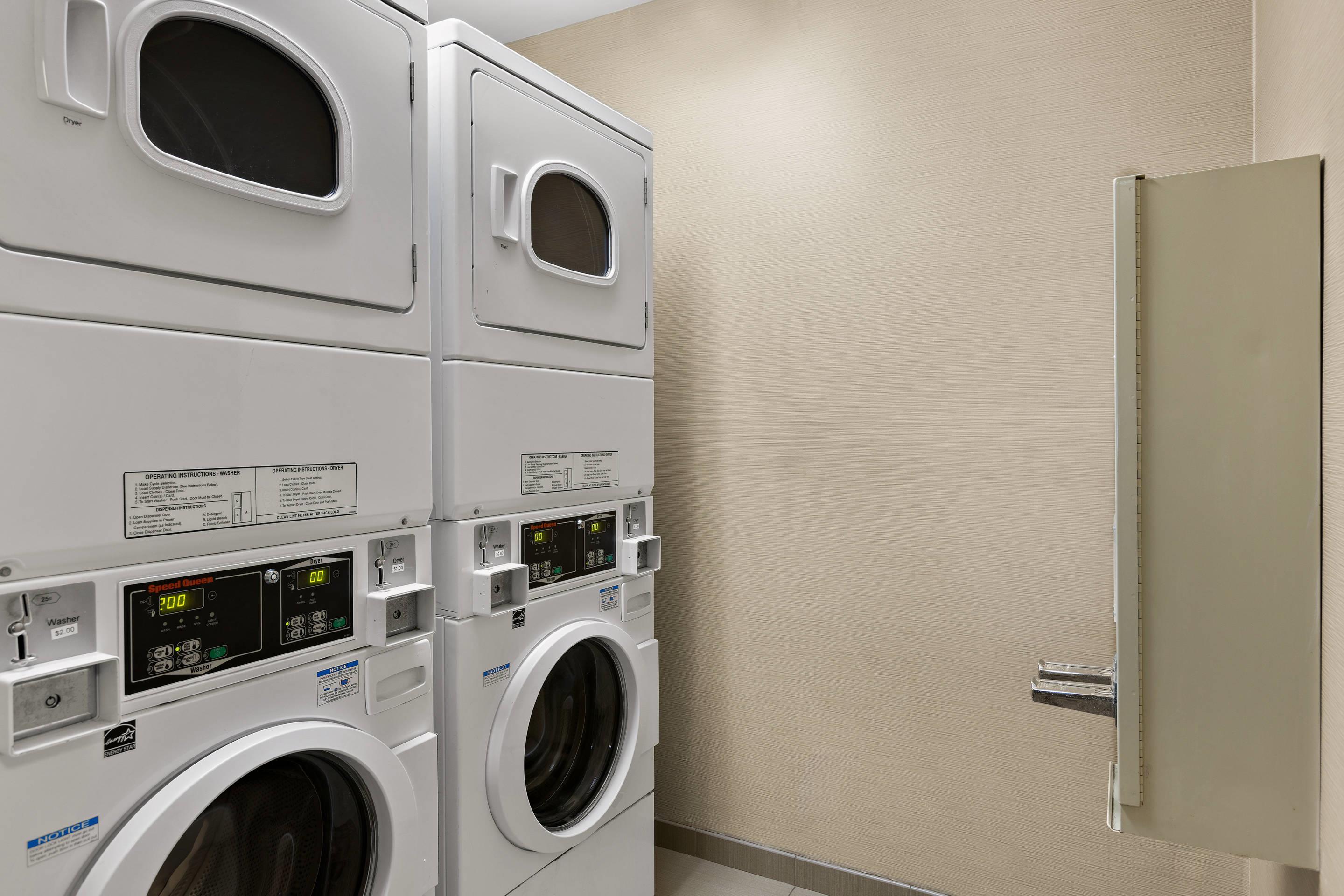 Guest laundry facilities | Comfort Inn & Suites Ludington near US-10