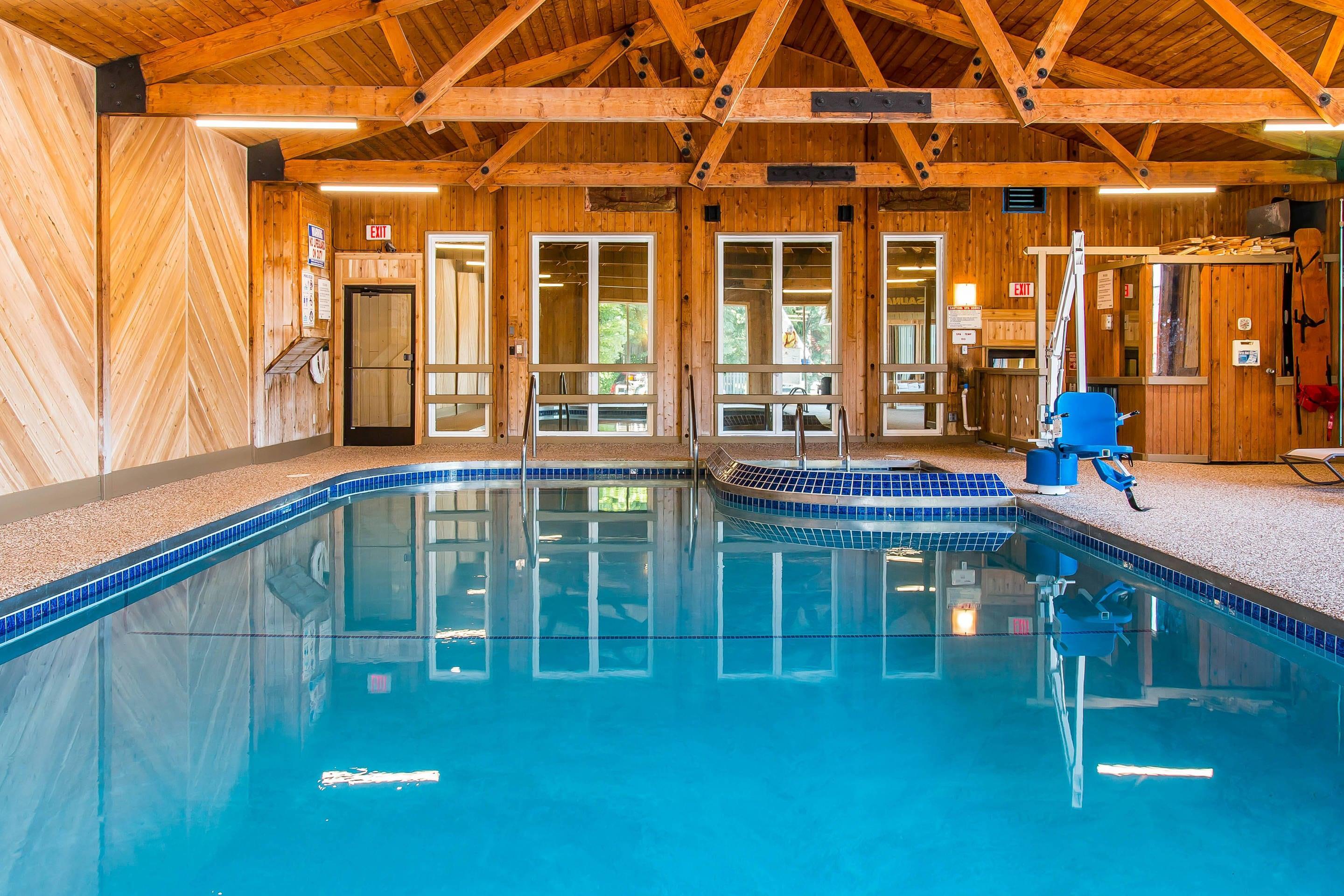 Relax by the pool | Quality Inn & Suites Houghton Downtown