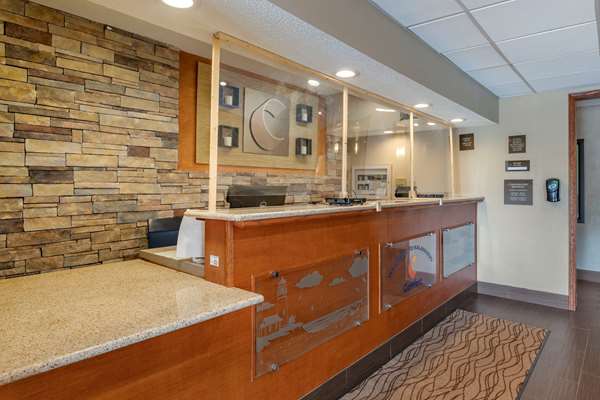  - Comfort Inn Airport Kalamazoo - I-94, Exit 78