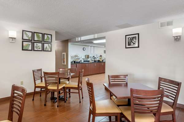 Amenities - Sleep Inn Dewitt - I-69, Exit 87