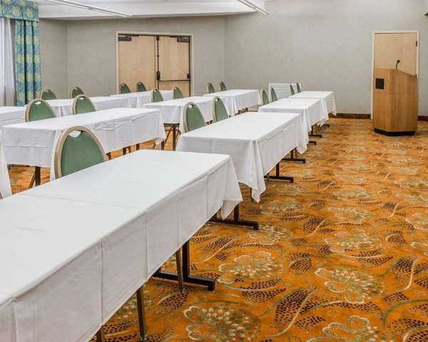  - Comfort Inn Plymouth - I-275, Exit 28