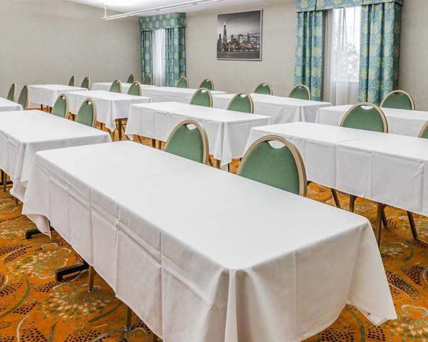  - Comfort Inn Plymouth - I-275, Exit 28