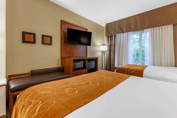 Suite - Comfort Suites Marquette