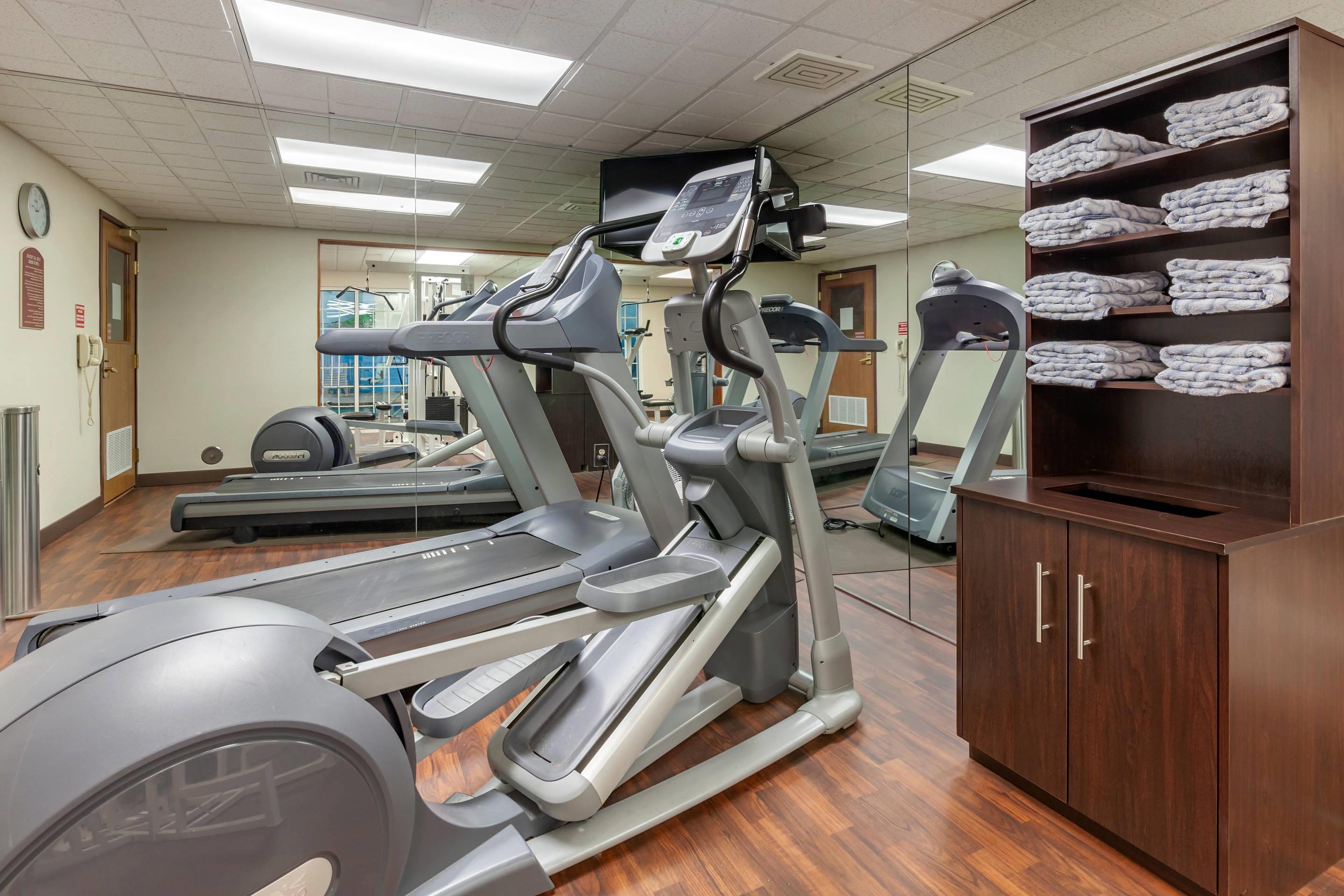 Fitness center | Comfort Suites