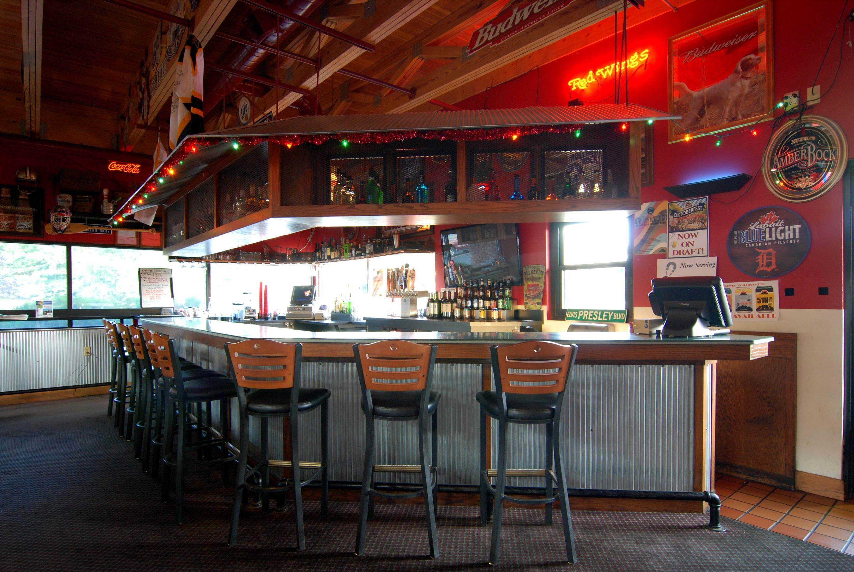 Restaurant and bar | Comfort Suites