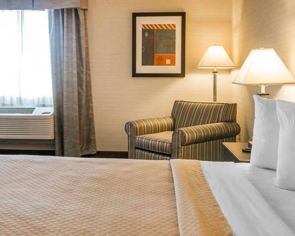  - Quality Inn & Suites Battle Creek - I-94, Exit 104