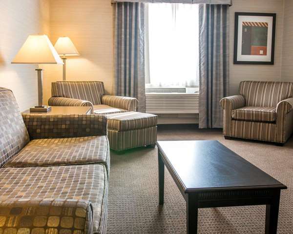 Suite - Quality Inn & Suites Battle Creek - I-94, Exit 104