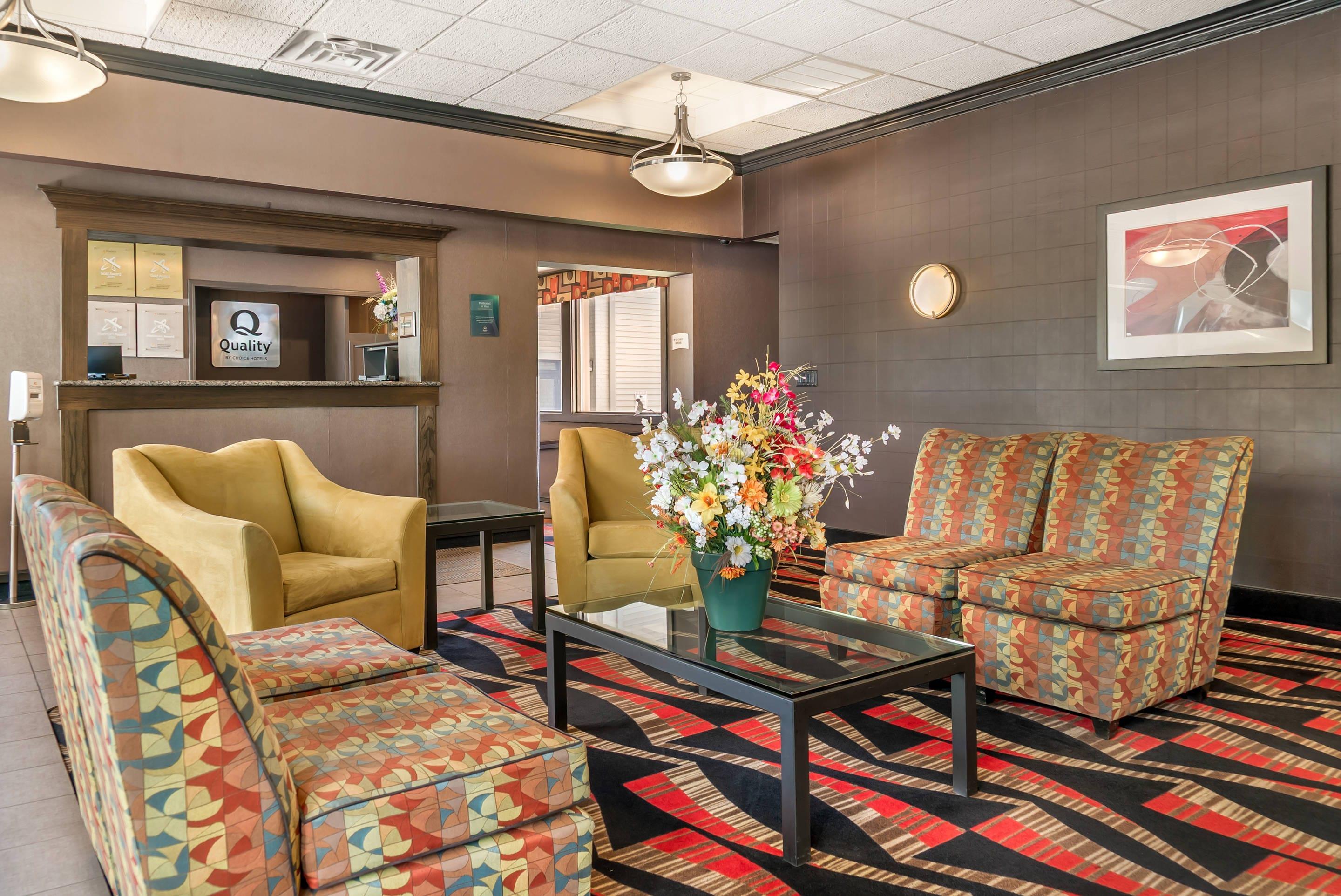 Hotel lobby | Quality Inn & Suites Next to the Casino