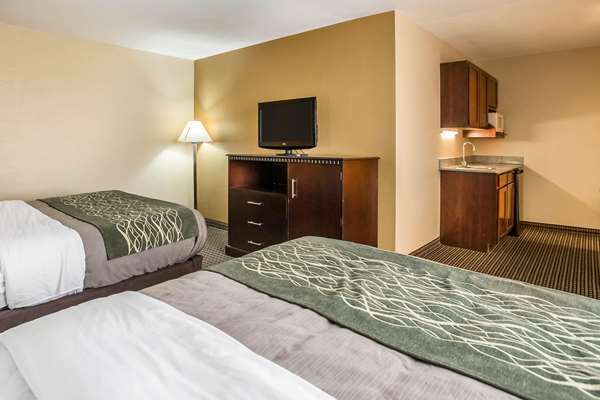  - Econo Lodge Inn & Suites Monroe - I-75, Exit 11