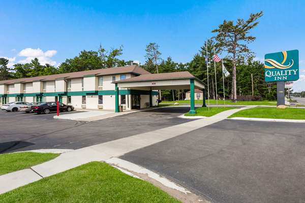 Exterior view - Quality Inn by the Bay Traverse City