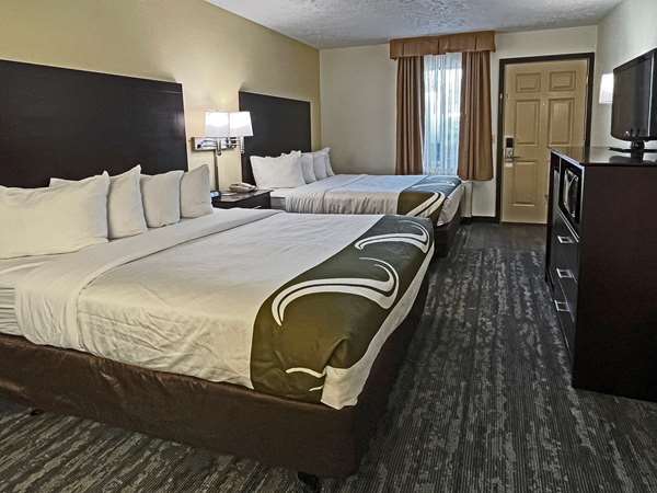  - Quality Inn by the Bay Traverse City