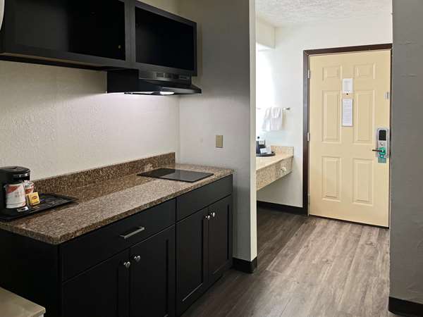  - Quality Inn by the Bay Traverse City